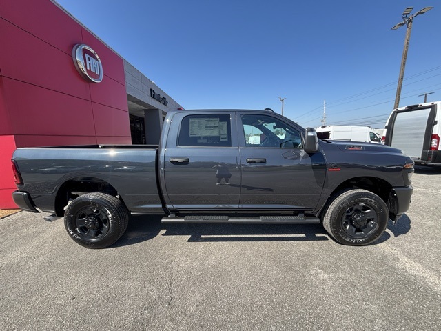 2026 Ram 3500 Tradesman photo 4