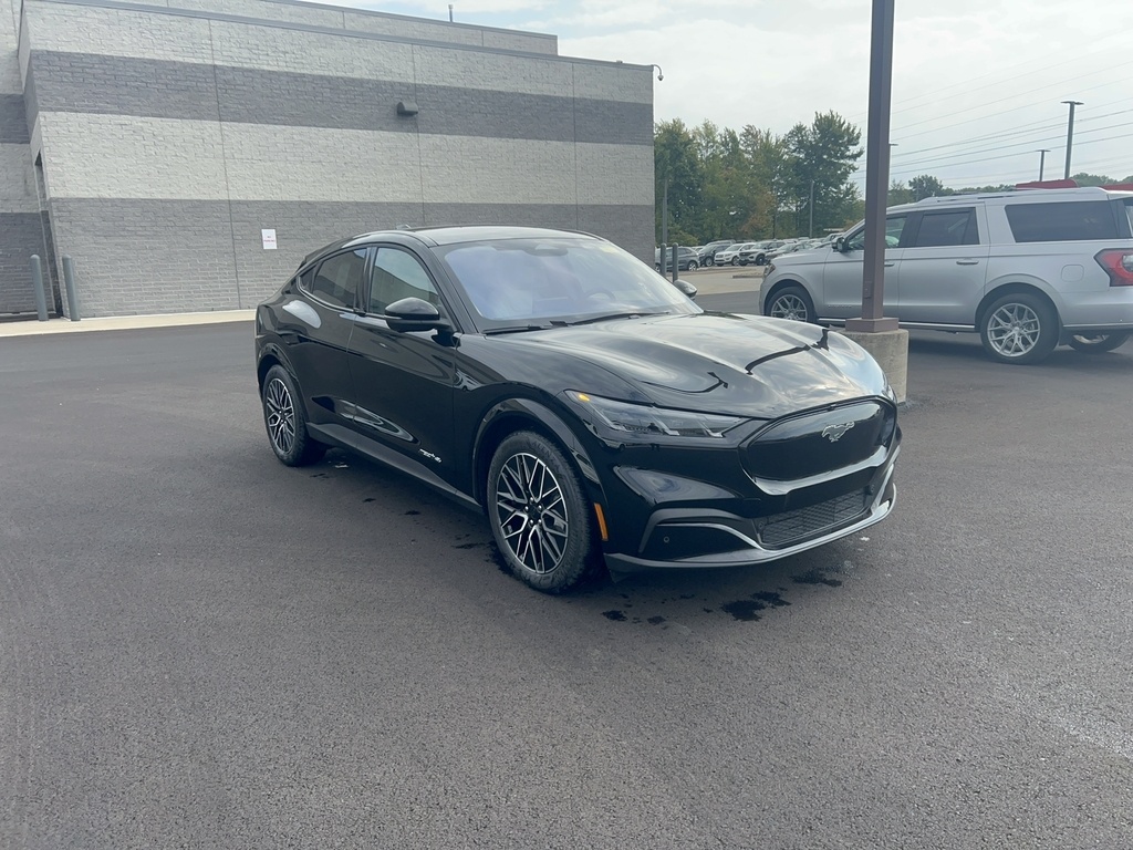 2025 Ford Mustang Mach-E Premium photo 3