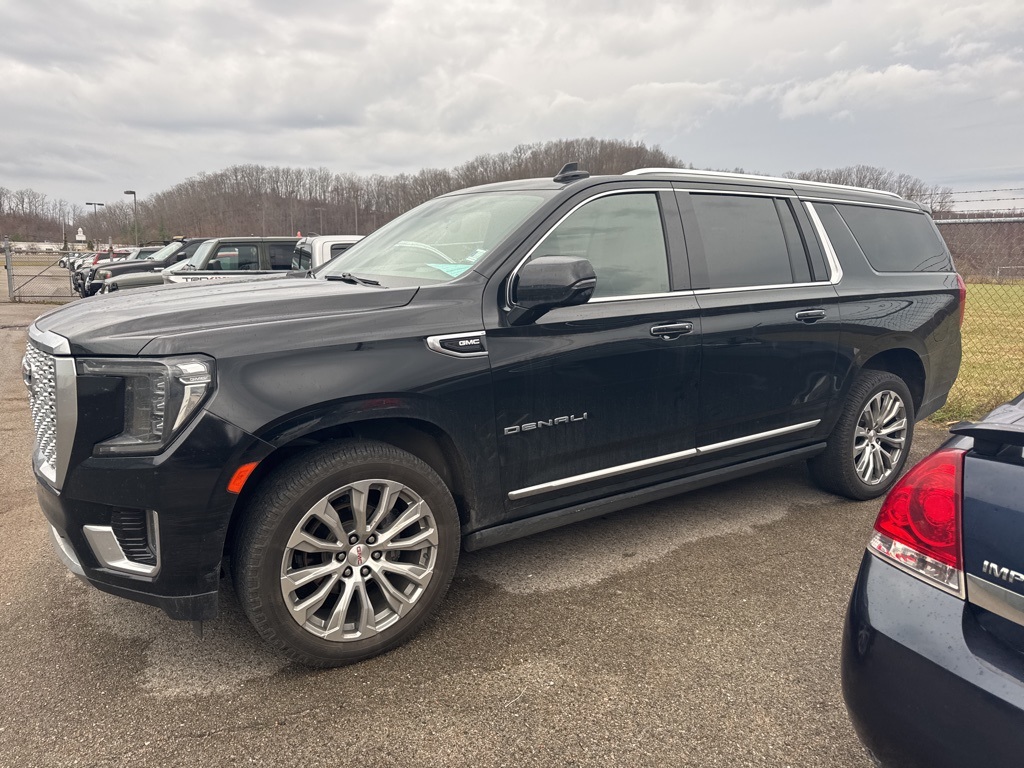2022 Gmc Yukon XL Denali photo 3