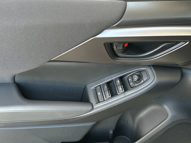 2025 Subaru Impreza Base photo 11
