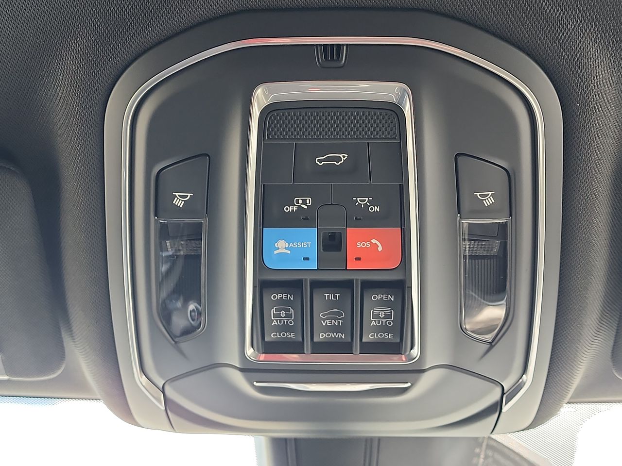 2025 Jeep Grand Cherokee Limited photo 27