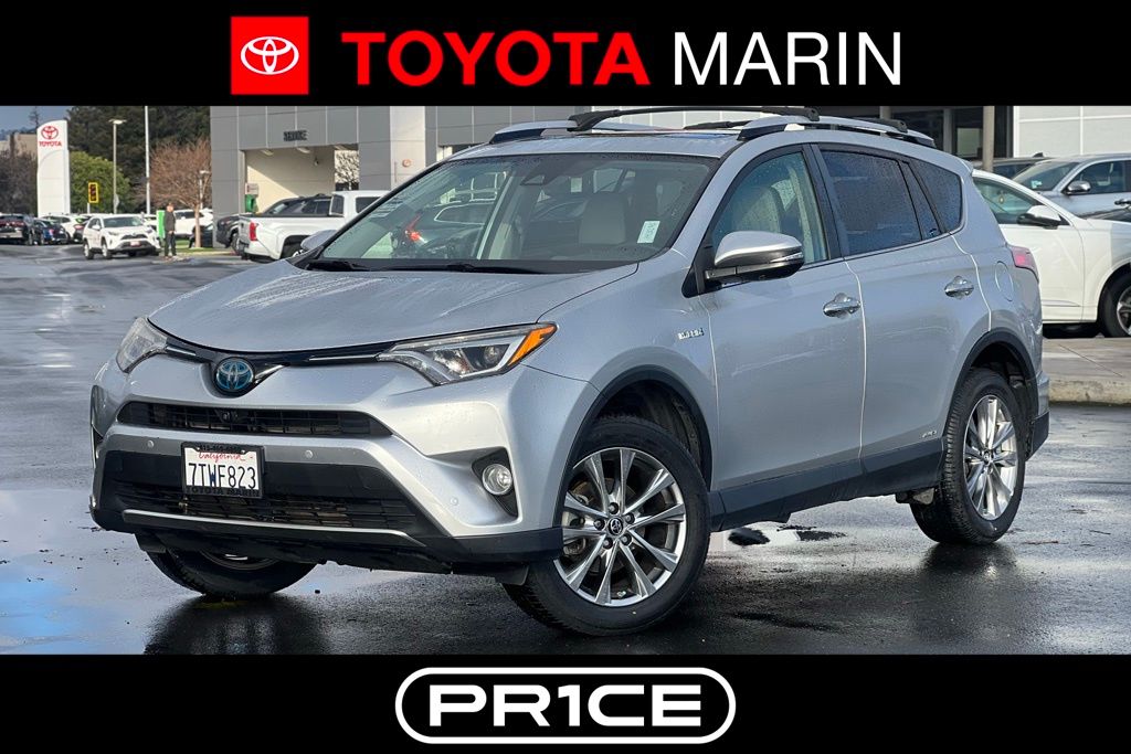 2016 Toyota RAV4 Limited's photo