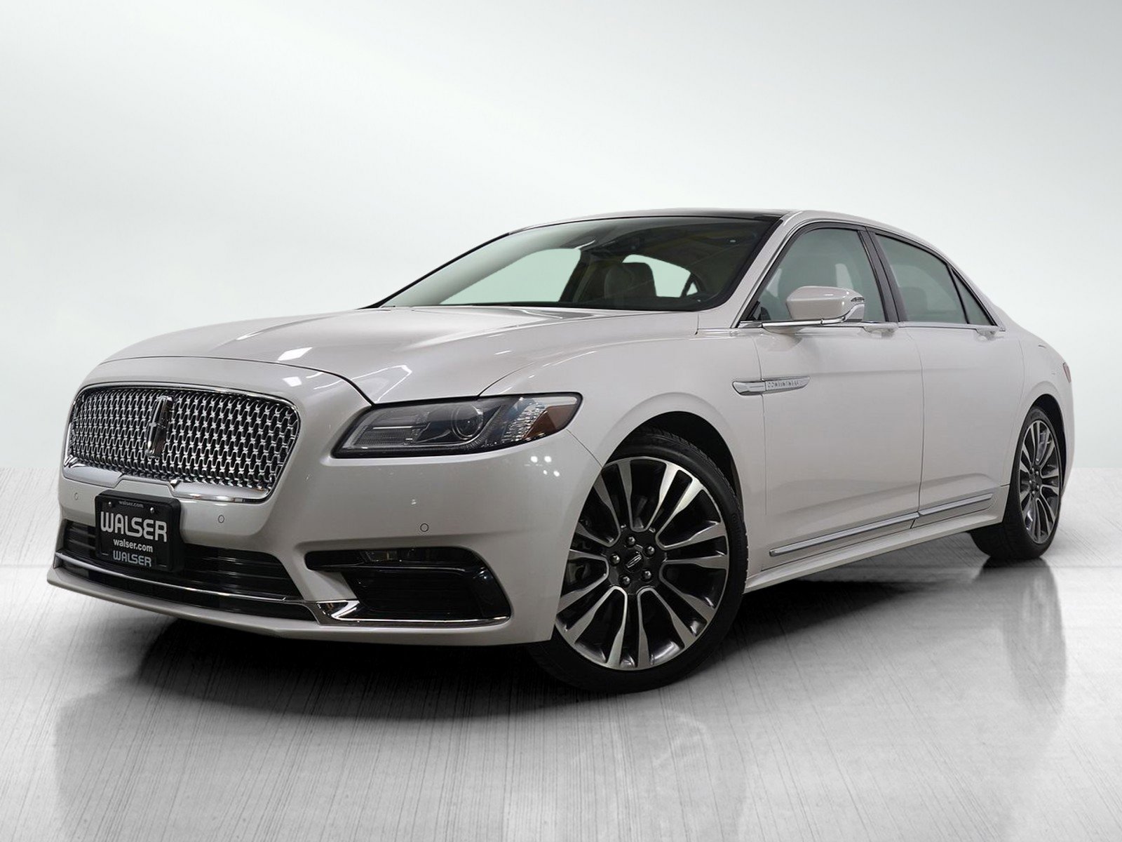 2017 Lincoln Continental Select