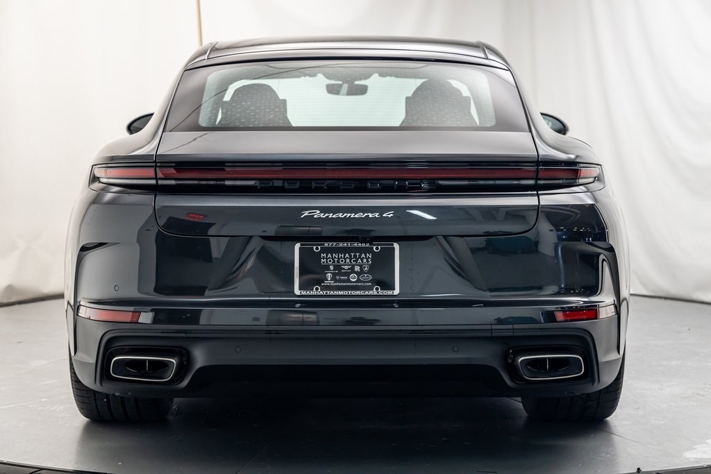 2024 Porsche Panamera 4 photo 4