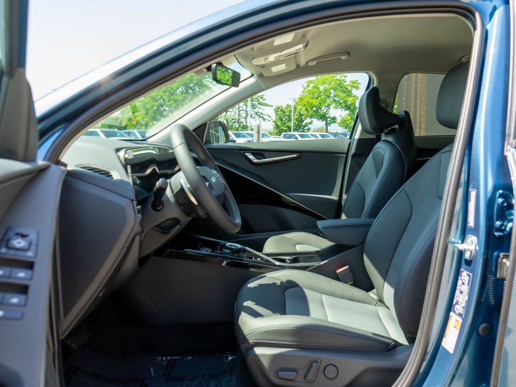 2025 Kia Niro Plug-In Hybrid EX photo 10