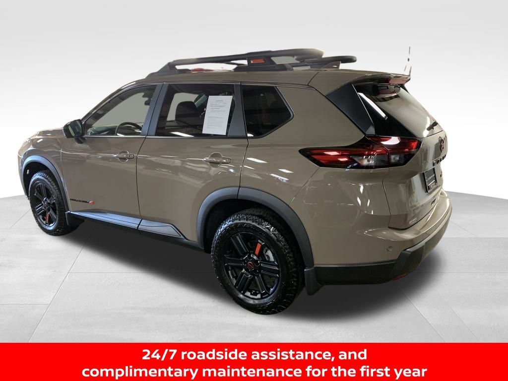 2025 Nissan Rogue SV photo 3