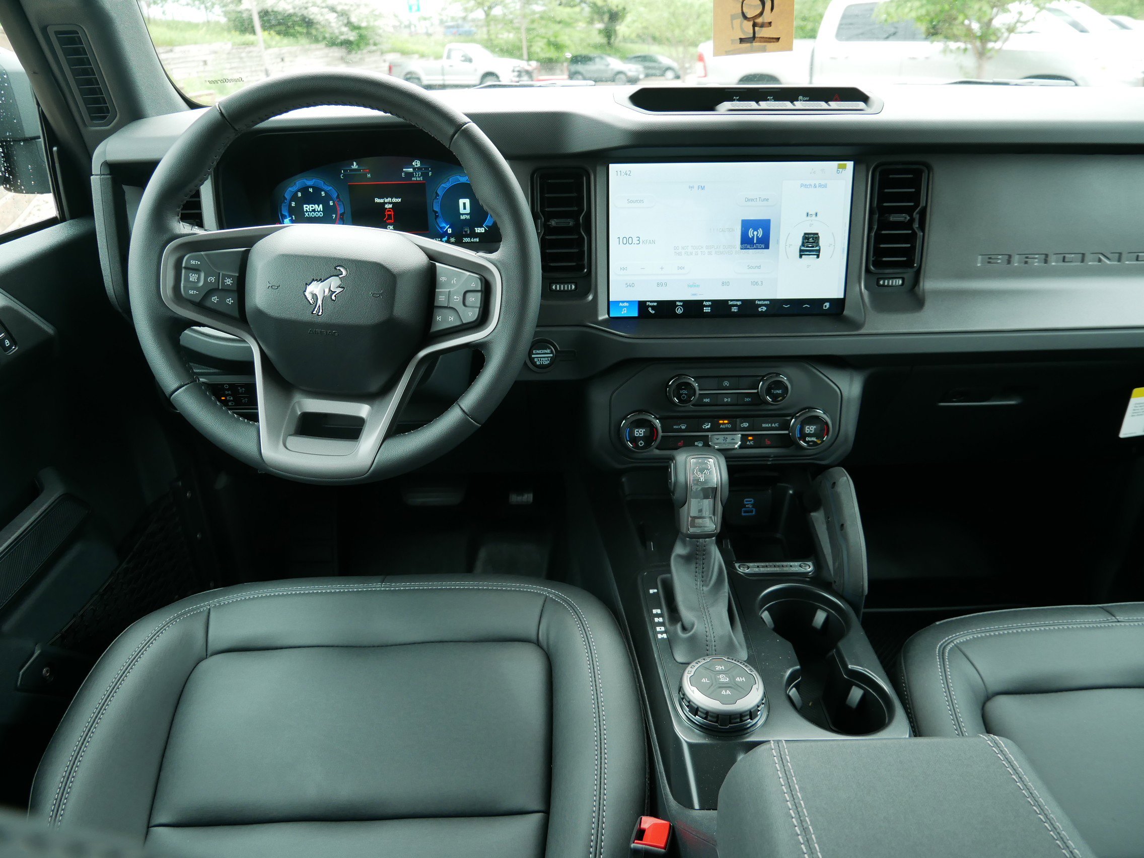 2025 Ford Bronco Big Bend photo 14