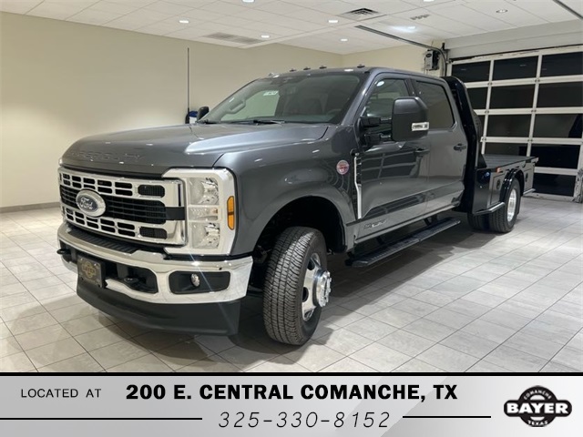 2026 Ford F-350 Super Duty Chassis Cab XLT's photo