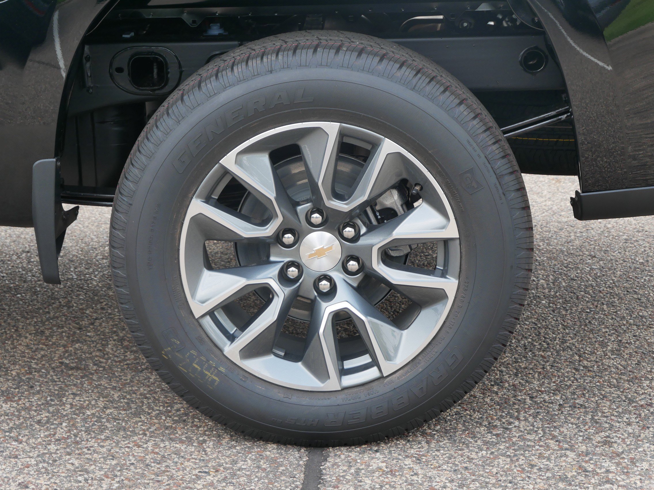 2026 Chevrolet Silverado 1500 LT photo 3