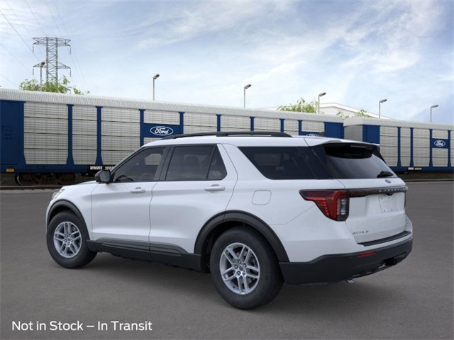 2026 Ford Explorer photo 2