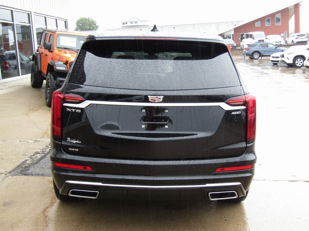 2025 Cadillac XT6 Premium Luxury photo 4