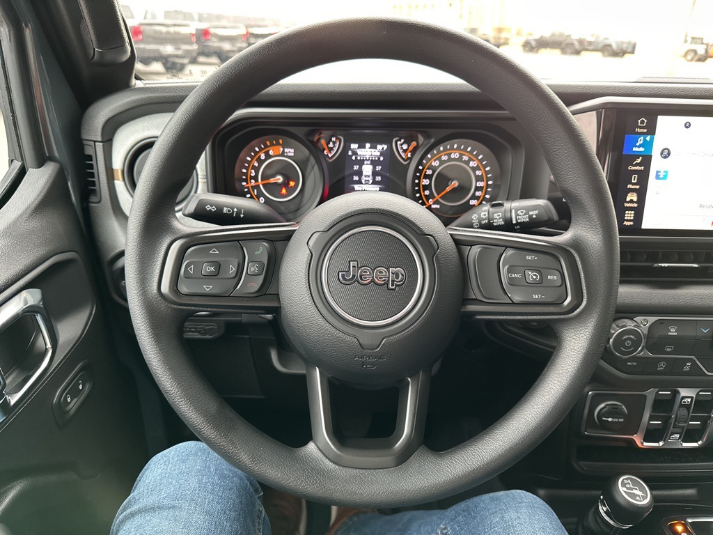 2025 Jeep Wrangler Sport photo 9