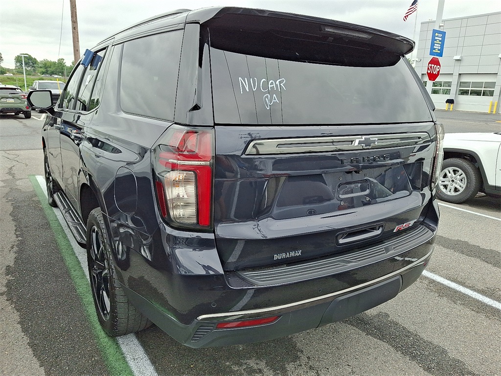 2022 Chevrolet Tahoe RST photo 3