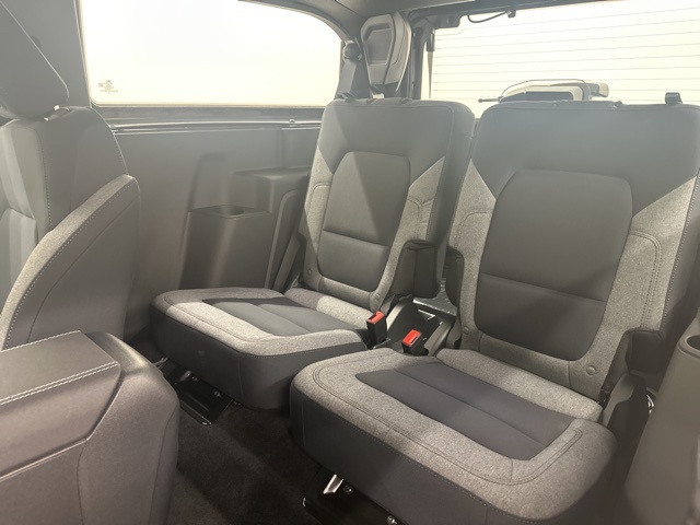 2025 Ford Bronco Base photo 29