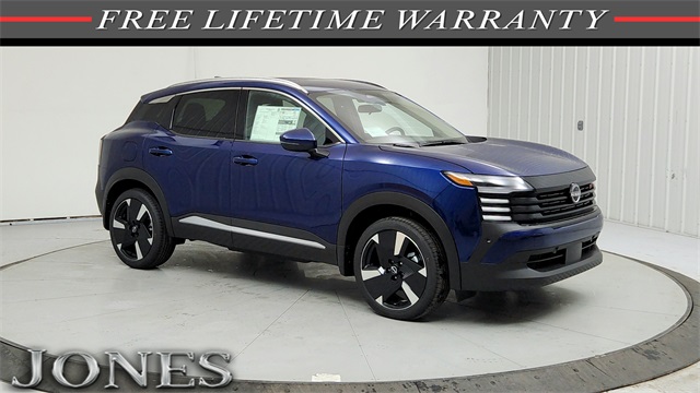 2025 Nissan Kicks SR AWD's photo