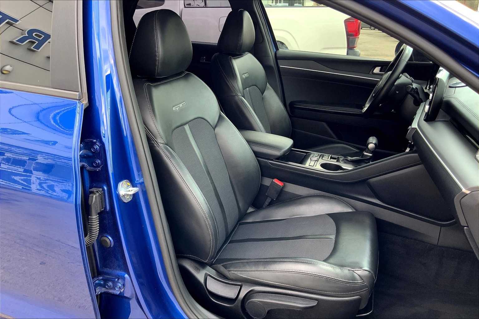 2021 Kia K5 GT-Line photo 8