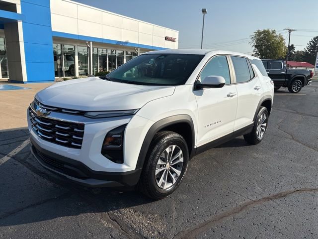 2026 Chevrolet Equinox LT photo 2