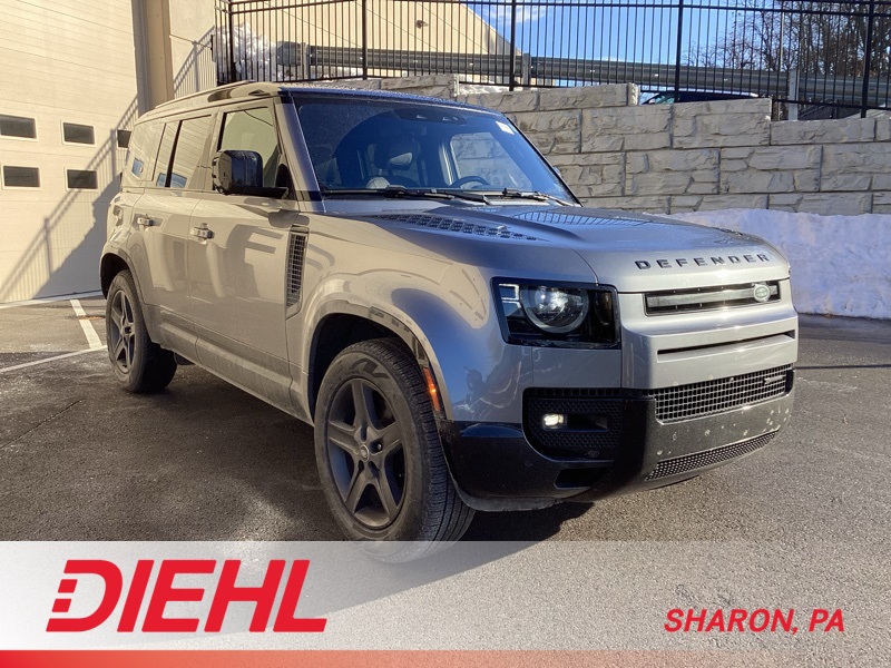 2022 Land Rover Defender X-Dynamic SE's photo