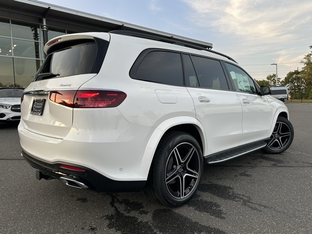 2026 Mercedes Benz GLS 450 4MATIC photo 7