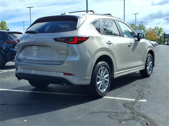 2025 Mazda CX-5 2.5 S Preferred photo 5