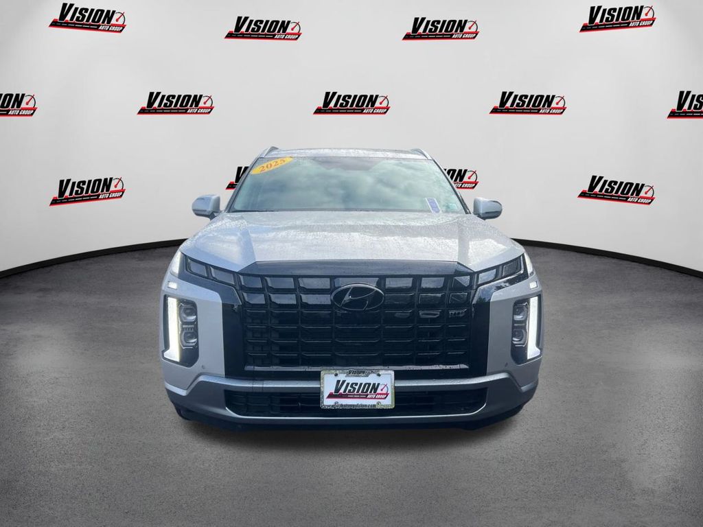 2025 Hyundai Palisade SEL photo 2