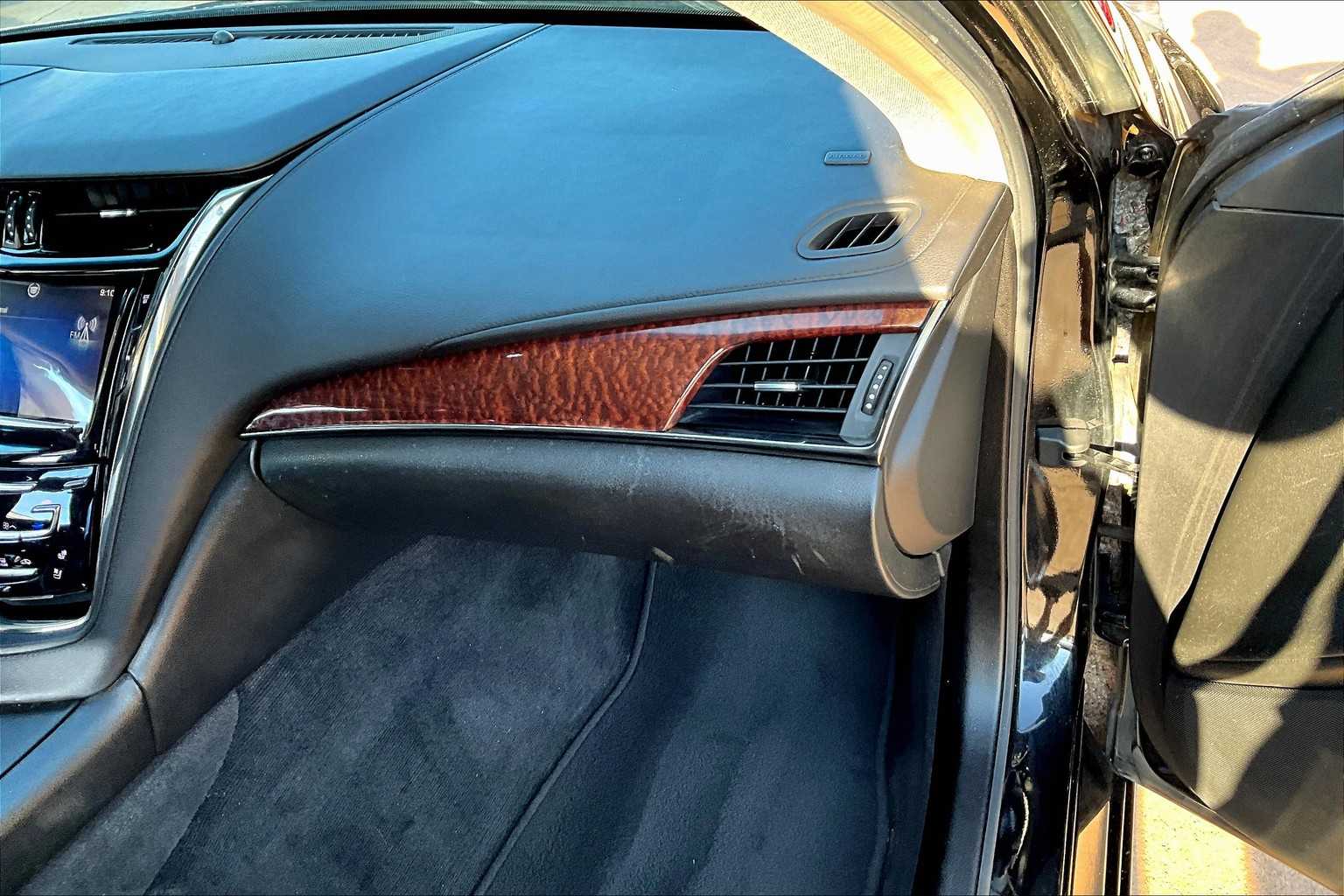 2014 Cadillac CTS Luxury photo 16