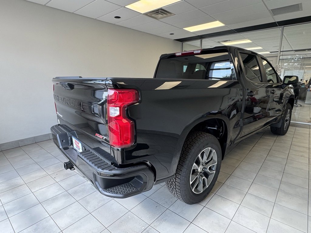 2025 Chevrolet Silverado 1500 RST photo 10