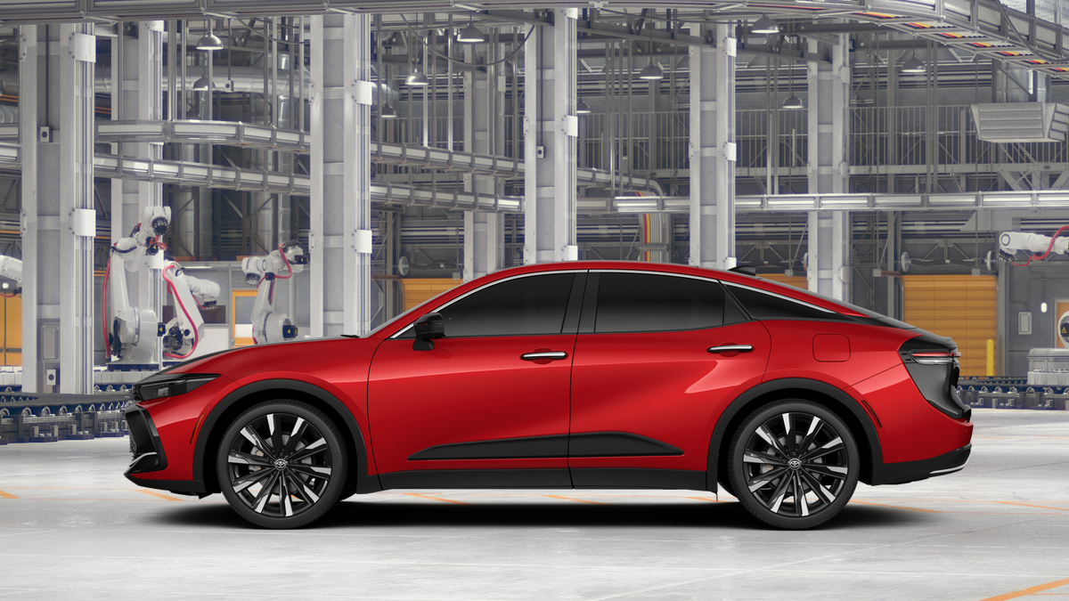 2026 Toyota Crown Platinum photo 4