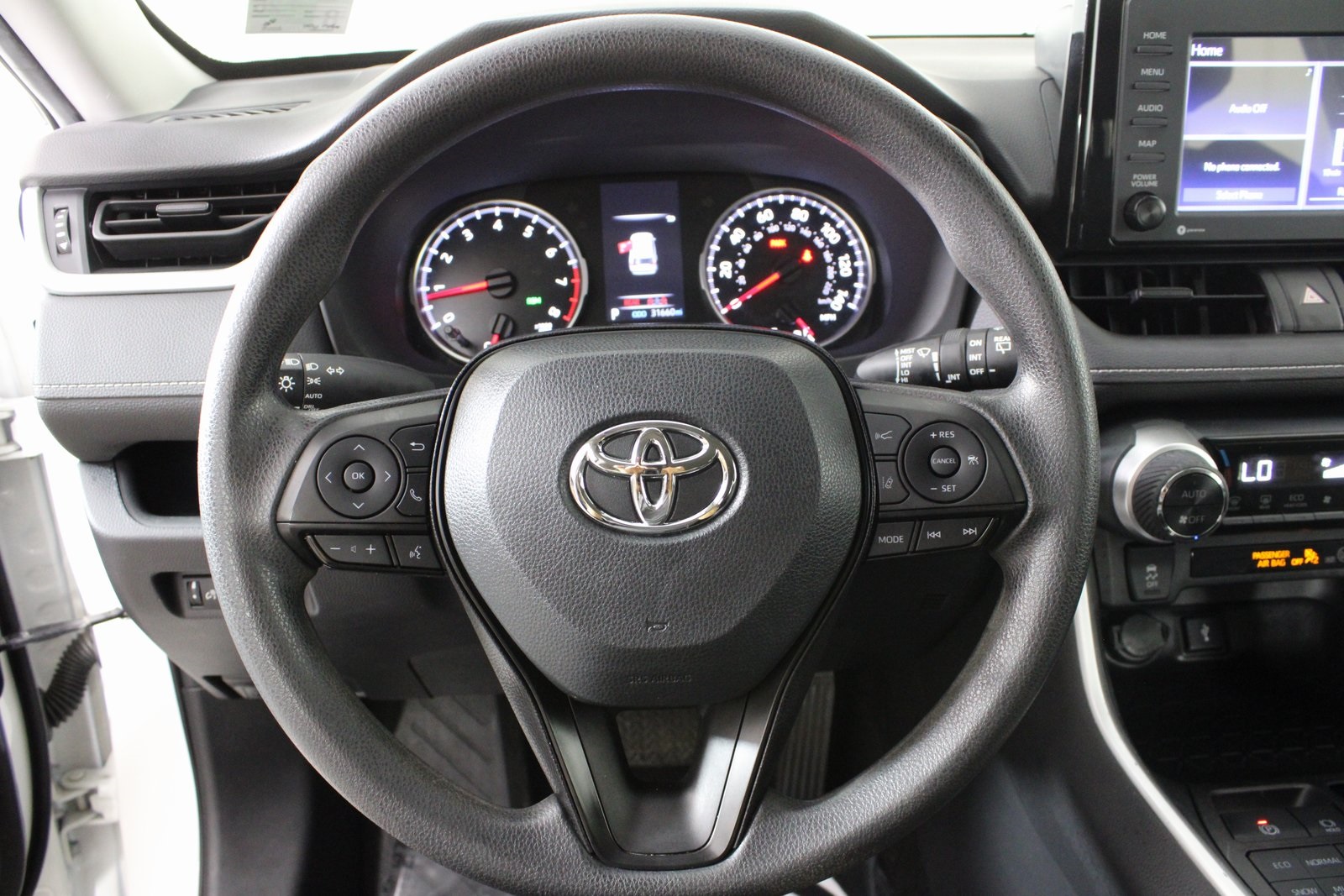 2022 Toyota RAV4 XLE photo 23