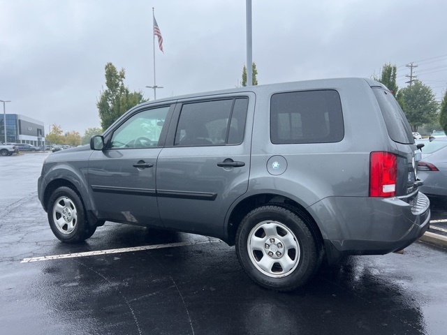 2011 Honda Pilot LX photo 5
