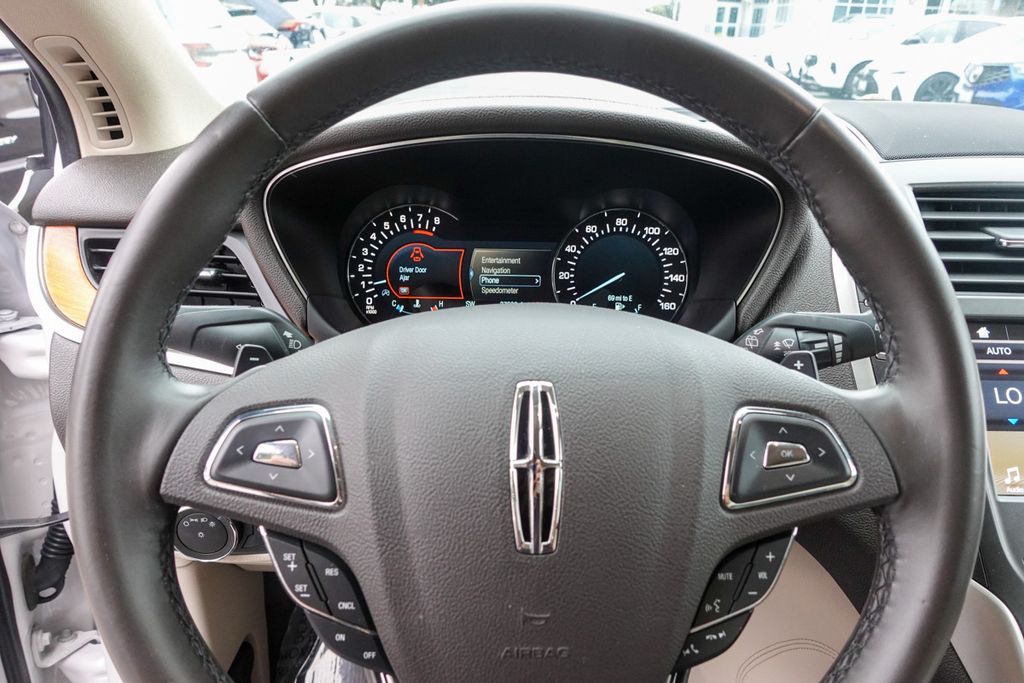 2017 Lincoln MKC Select photo 12