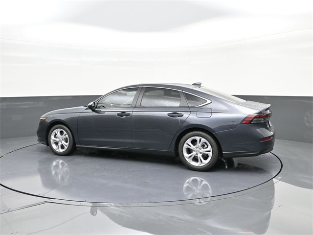 2025 Honda Accord LX photo 4