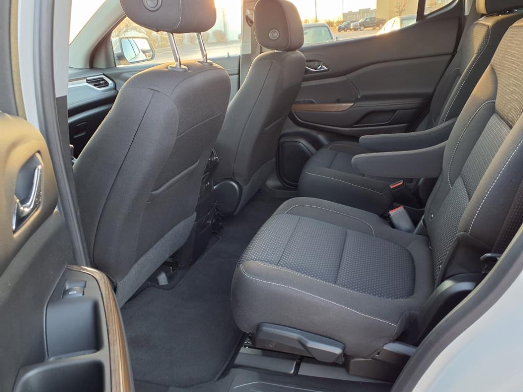 2023 Gmc Acadia SLE photo 5
