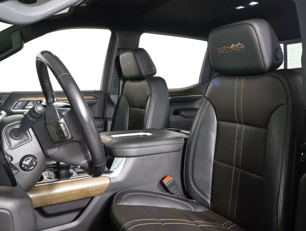 2022 Chevrolet Silverado 1500 High Country photo 9