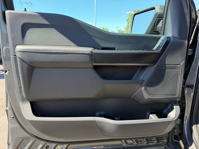 2025 Ford F-150 STX photo 9