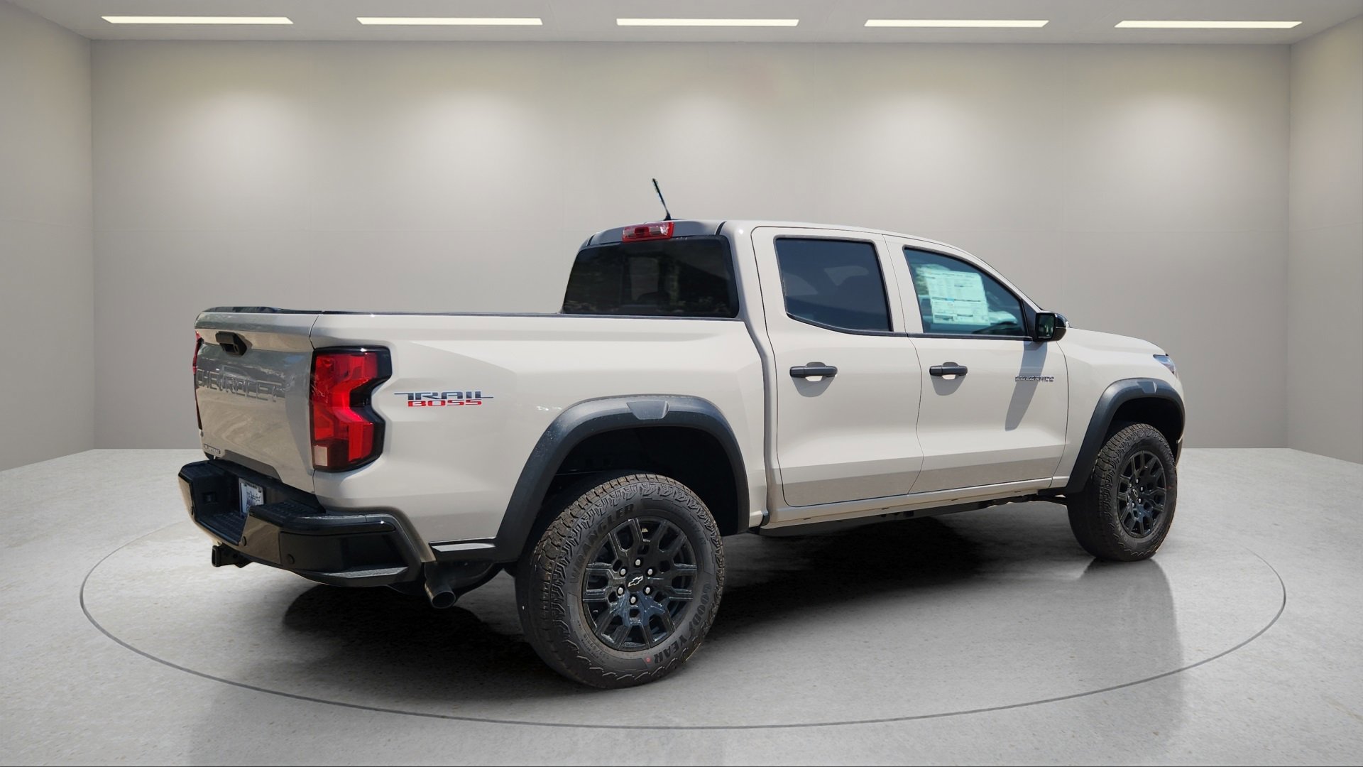 2026 Chevrolet Colorado Trail Boss photo 3