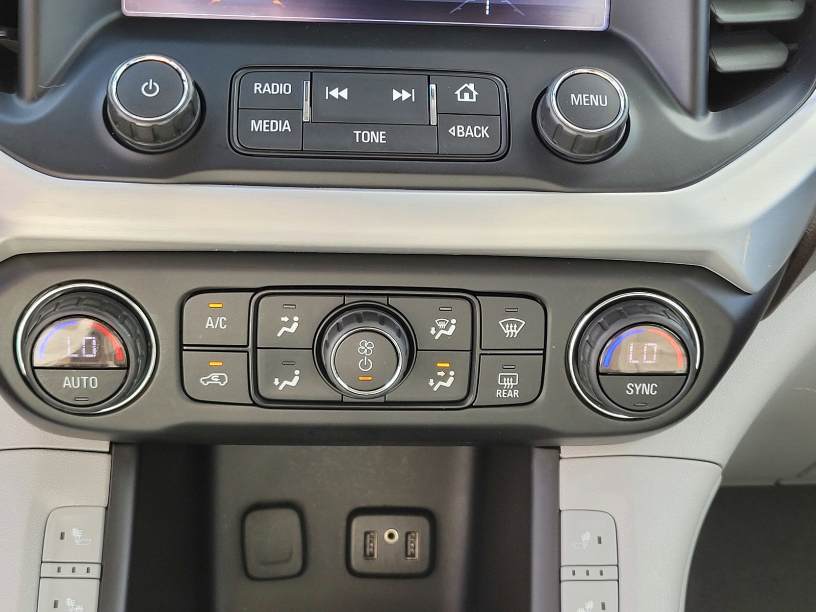 2019 Gmc Acadia SLT photo 19