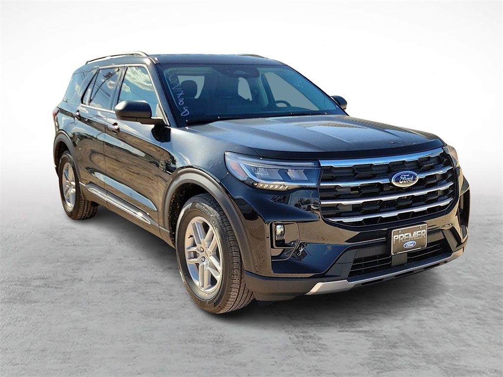 2025 Ford Explorer Active's photo