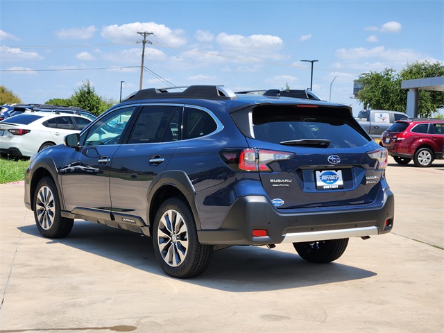 2025 Subaru Outback Touring XT photo 2