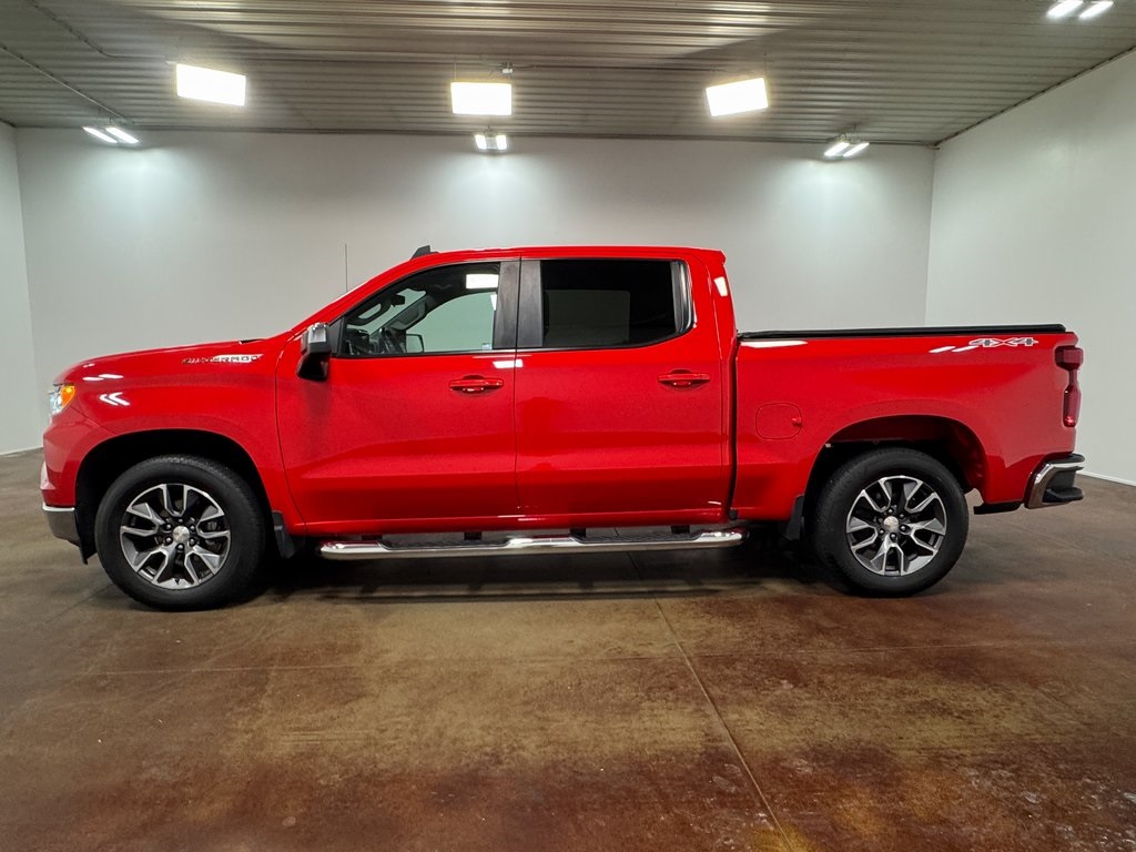 2022 Chevrolet Silverado 1500 LT photo 4