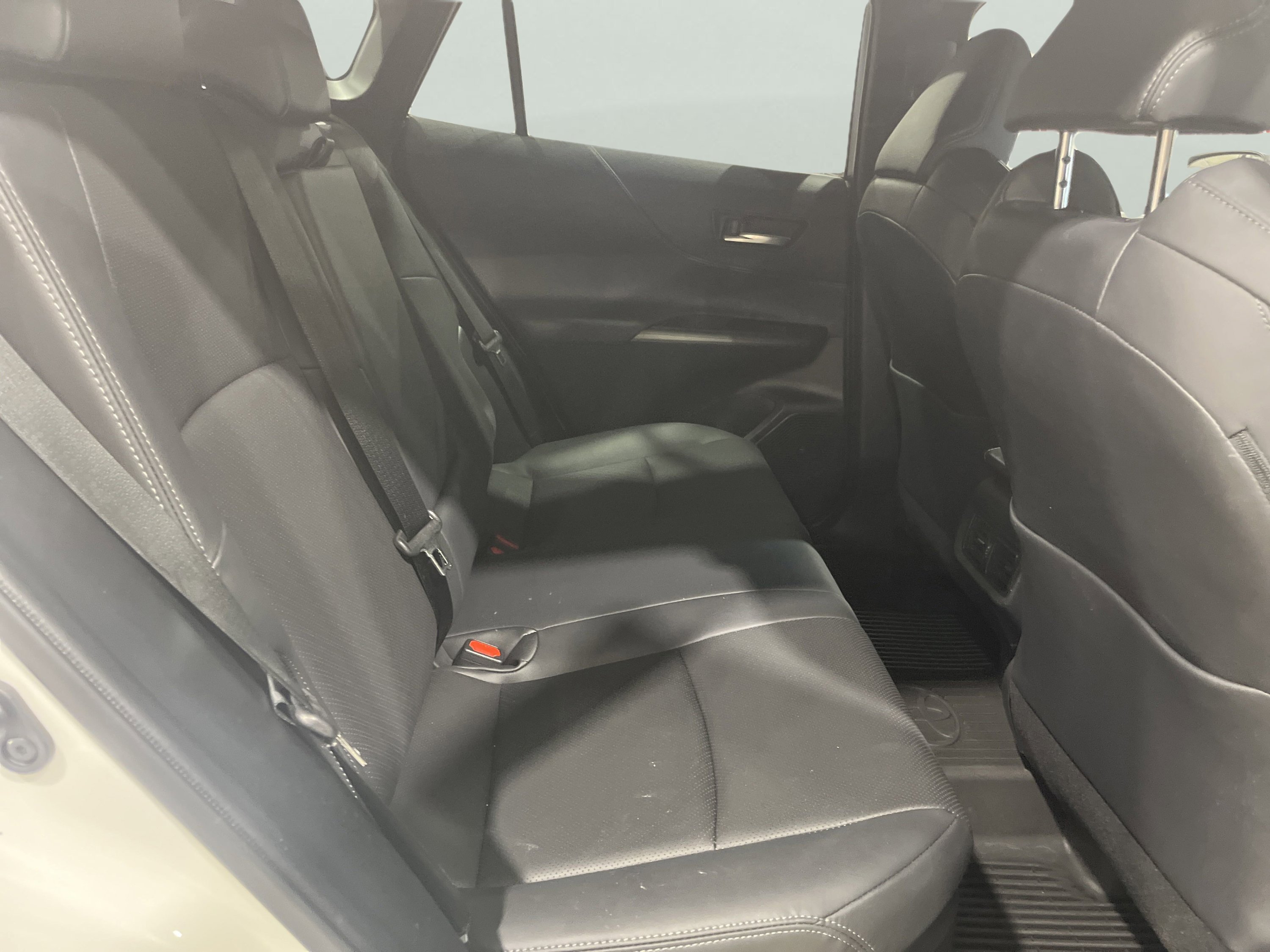 2024 Toyota Venza Limited photo 11