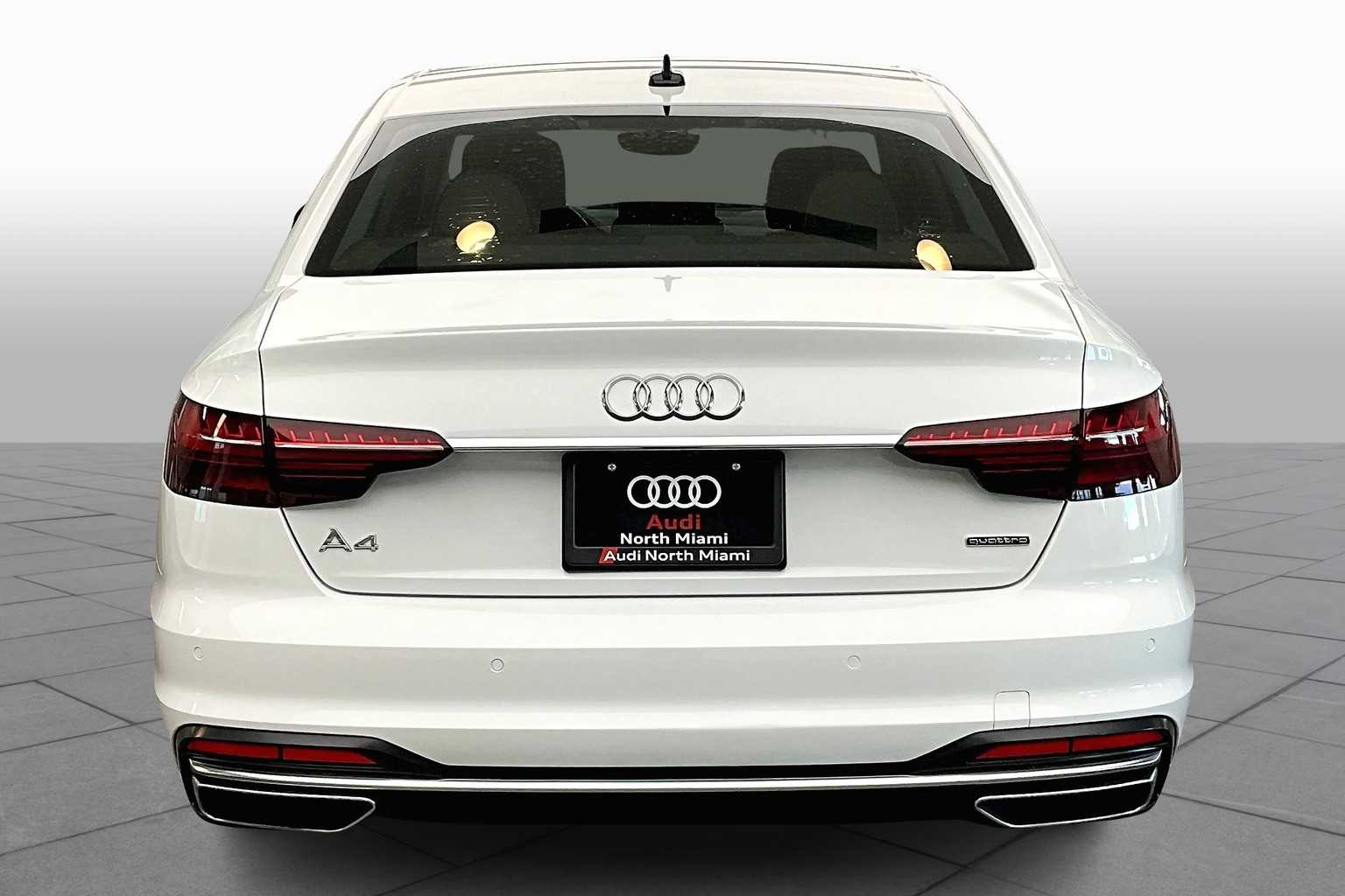 2022 Audi A4 Quattro Premium photo 4