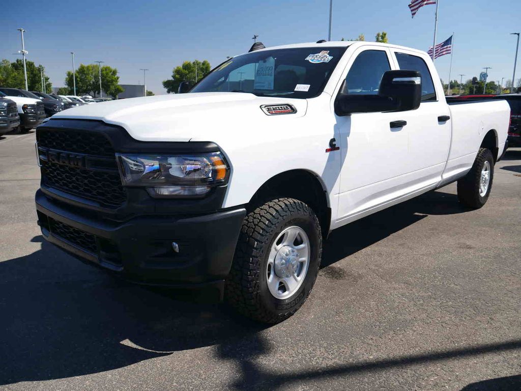 2024 Ram 3500 Tradesman photo 3