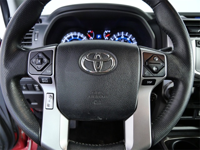 2018 Toyota 4Runner SR5 photo 19