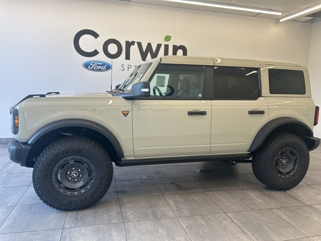 2025 Ford Bronco Badlands photo 15