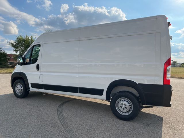 2025 Ram ProMaster 2500 photo 2