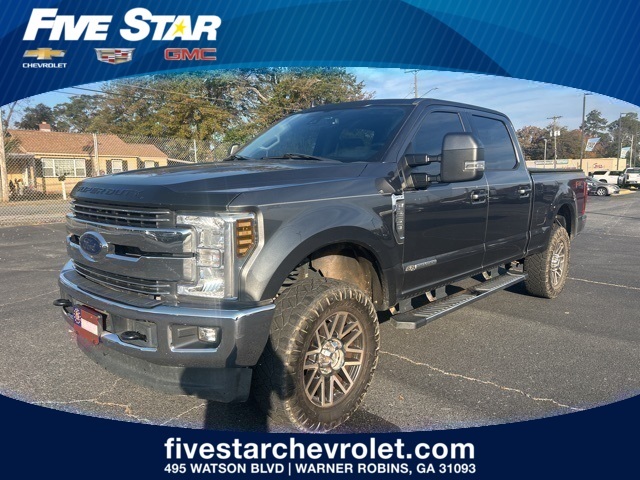2019 Ford F-250 Super Duty Lariat's photo