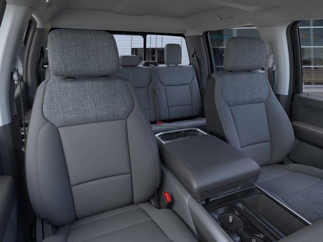 2025 Ford F-150 XLT photo 9
