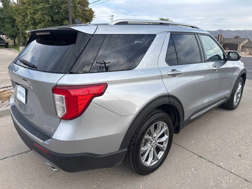 2023 Ford Explorer Limited photo 2