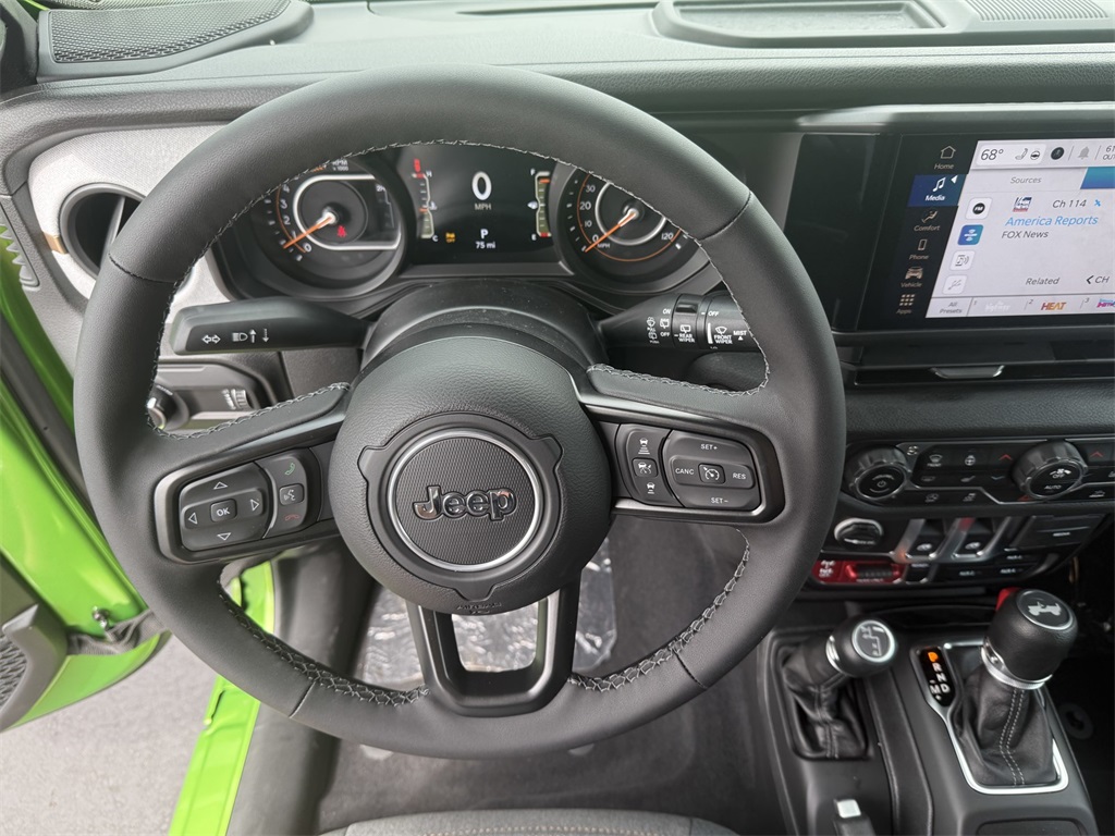 2025 Jeep Wrangler Willys photo 23